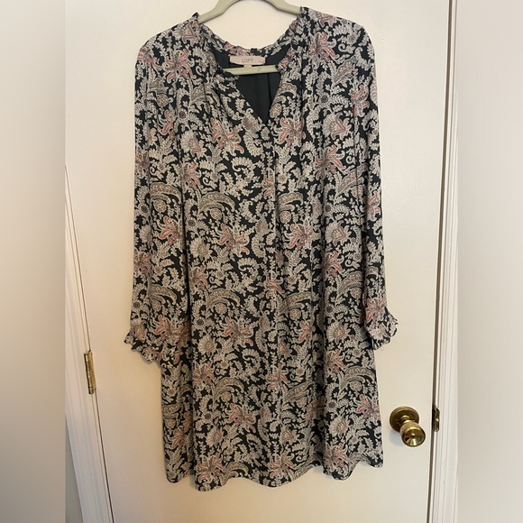 LOFT Dresses & Skirts - The Loft Floral Dk Gray and Pink Women's Longsleeve Dress in PXL